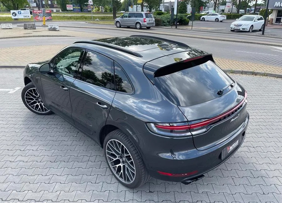 Porsche Macan cena 259800 przebieg: 8940, rok produkcji 2021 z Gliwice małe 667